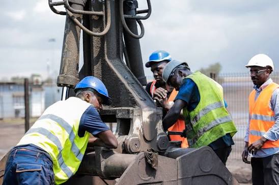 Eiffage recrute un ouvrier autoroutier au Sénégal - Offres d'emploi