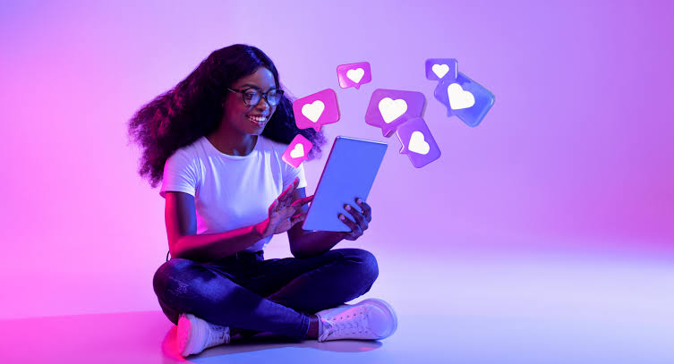 Source. recrute un Community Manager 2026 - Offres d'emploi