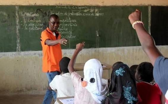 Comment postuler au recrutement de 2527 profs Sénégal 2026 - Concours