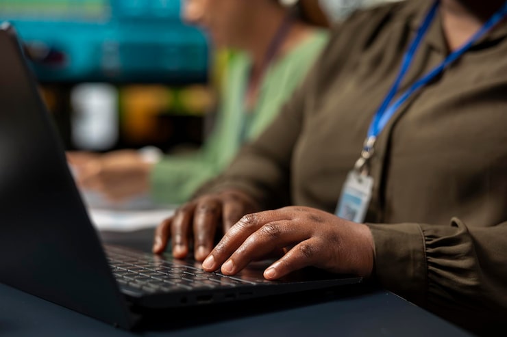 Recrutement Professeur Informatique Bureautique CIPEEC - Offres d'emploi