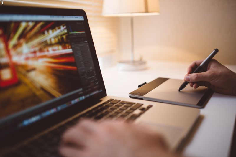 YUMSHOW VISION recrute un Infographe à Dakar 2026 - Offres d'emploi